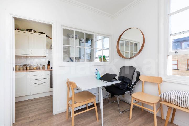 Modern two bed minutes to camden tube and regents park  Delancey Street, Camden